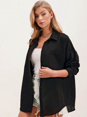 Siyah Tek Cepli Oversize Keten Gömlek Siyah Tek Cepli Oversize Keten Gömlek