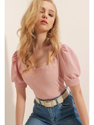 Pudra Kare Yaka Örme Bluz Pudra Kare Yaka Örme Bluz