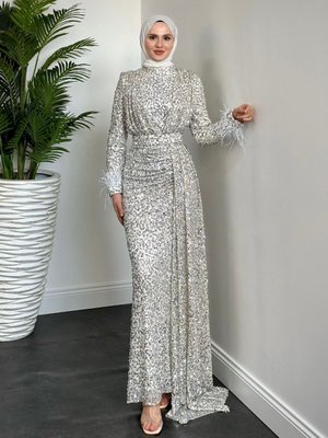 Jalen Yanı Pelerinli Payetli Balık Abiye Elbise Beyaz Jalen Yanı Pelerinli Payetli Balık Abiye Elbise Beyaz