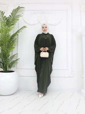 Yakalı Düğmeli Uzun Ferace Elbise Yakalı Düğmeli Uzun Ferace Elbise