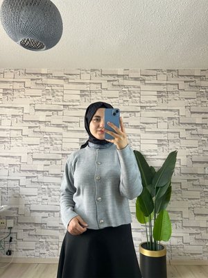 Düğme Detaylı Hırka Gri Düğme Detaylı Hırka Gri