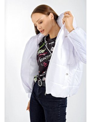 Beyaz Kapüşonlu Şişme Mont Beyaz Kapüşonlu Şişme Mont