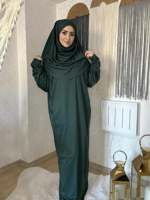 Zümrüt Tek Parça Namaz Elbisesi Boydan Giymeli (çantalı) Zümrüt Tek Parça Namaz Elbisesi Boydan Giymeli (çantalı)