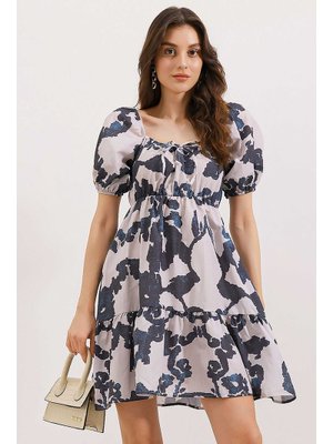 D. Siyah Kloş Poplin Elbise D. Siyah Kloş Poplin Elbise