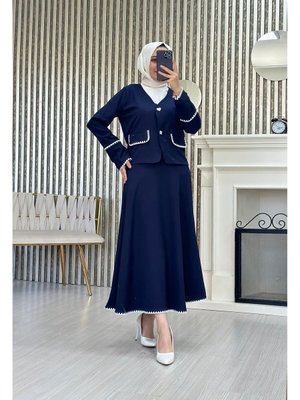 Nakış Detay Double Etekli Takım Nakış Detay Double Etekli Takım