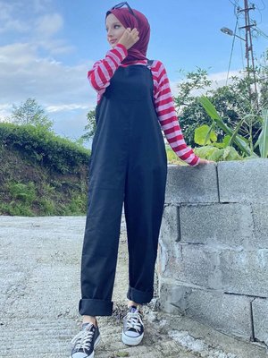 Kanguru Cepli Bahcıvan Tulum Siyah Kanguru Cepli Bahcıvan Tulum Siyah