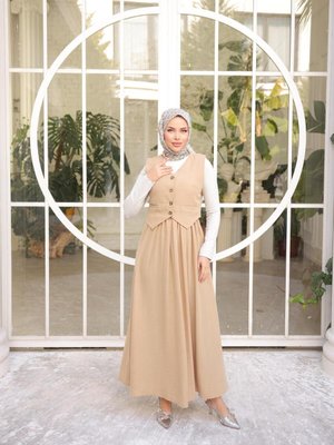 Bej Yelekli Etekli Takım