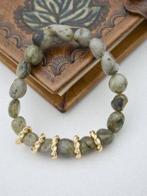 Çok Renkli Labradorit Taşlı Tasarın Bileklik