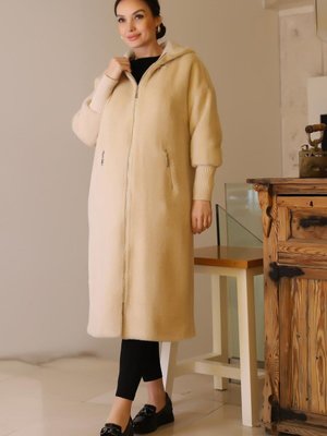 Taş Cepleri Fermuarlı Uzun Kaban Taş Cepleri Fermuarlı Uzun Kaban