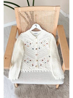 Kamelya Örgü Ekru Hırka Kamelya Örgü Ekru Hırka