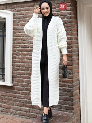 Oversize Petek Örgü Detaylı Kolu Lastikli Trend Uzun Triko Hırka Beyaz