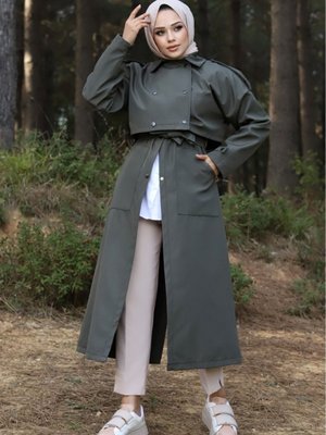 Çıtçıtlı Parçalı Astar Detaylı Yelekli Trençkot