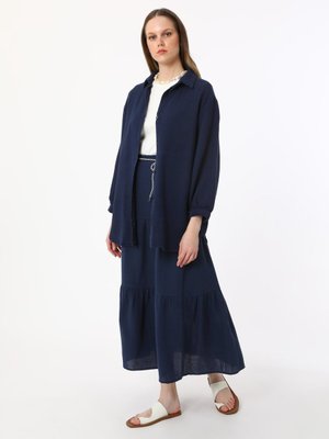 Lacivert Beli Lastikli Kemerli Kesik Detaylı Etek