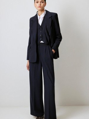 Üçlü Yelek Ceket Pantolon Takım Üçlü Yelek Ceket Pantolon Takım