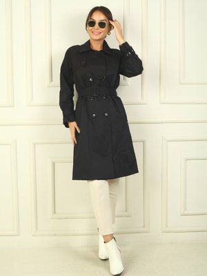 Siyah Beli Ve Kolları Kemerli Önü Düğmeli Cepli Pardesü