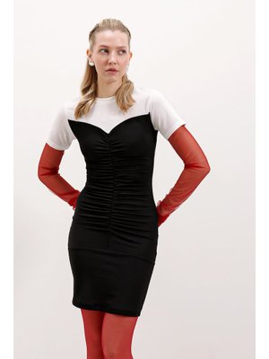 Siyah Büzgülü Mini Elbise Siyah Büzgülü Mini Elbise