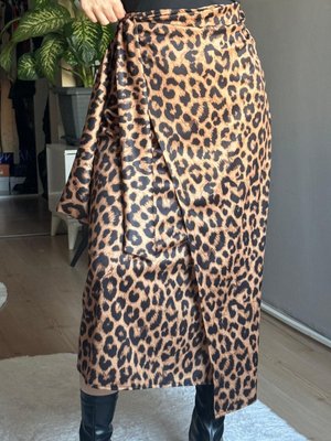 Leopar Desenli Anvelop Etek Hardal Leopar Desenli Anvelop Etek Hardal