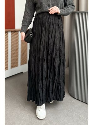 Yulya Kırışık Siyah Etek Yulya Kırışık Siyah Etek