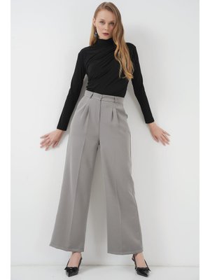 Gri Bol Paça Kumaş Pantolon Gri Bol Paça Kumaş Pantolon