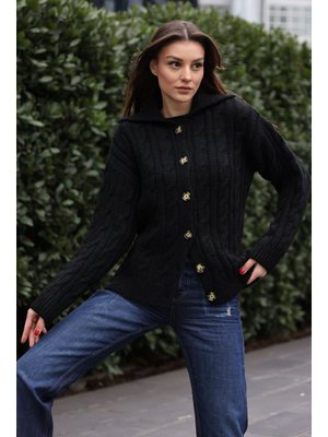 Siyah Saç Örgülü Hırka