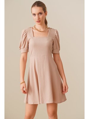 Bisküvi Kare Yaka Örme Elbise Bisküvi Kare Yaka Örme Elbise