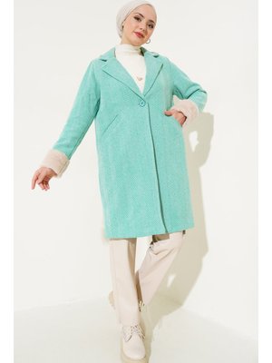 Yeşil Kolları Tüylü Balık Sırtı Kaşe Kaban