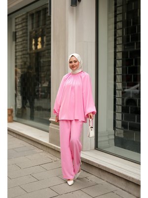 Pembe Linda Takım Pembe Linda Takım