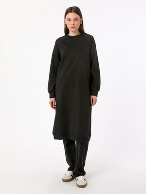 Siyah İkili Eşofman Takımı