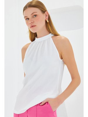 Beyaz Halter Yaka Örme Bluz Beyaz Halter Yaka Örme Bluz