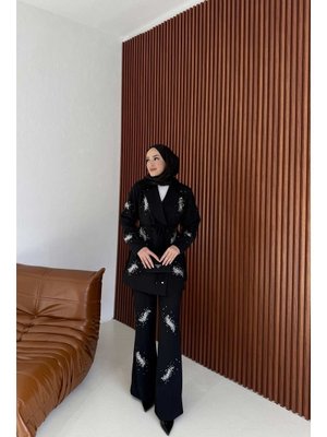 Siyah Taşlı Krep Ceketli Takım Siyah Taşlı Krep Ceketli Takım