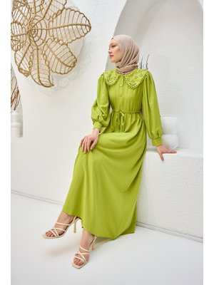 Yeşil Bebe Yaka Dantel Detaylı Elbıse Yeşil Bebe Yaka Dantel Detaylı Elbıse