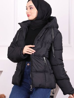 Siyah Kapüşonlu Cepli Şişme Mont Siyah Kapüşonlu Cepli Şişme Mont