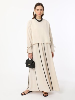 Bej Şerit Detaylı Kolları Bağlamalı Etekli Takım