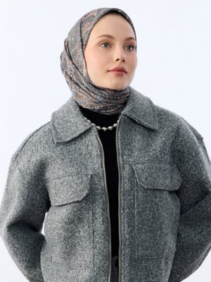 Gri Eşarp Gri Eşarp