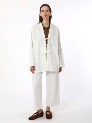 Beyaz Pamuk Beli Lastikli Pantolon