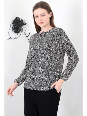 Bürümcük Siyah Bağcıklı Yaka