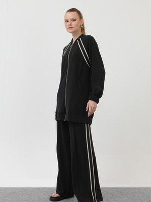 Siyah Modal Kumaş Fermuar Ve Dantel Detaylı İkili Takım