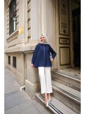 Lacivert Gold Düğme Ve Piliseli Gömlek