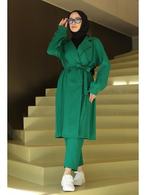 Yeşil Ay Parça Detaylı Takım