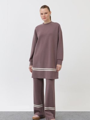 Mor Modal Kumaş Arma Ve Çizgi Detaylı İkili Takım