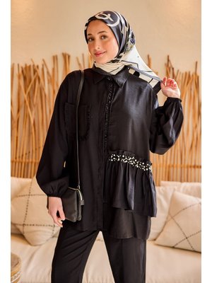 Siyah Cebi Taş Detaylı Takım Siyah Cebi Taş Detaylı Takım