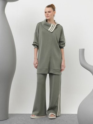 Haki Modal Kumaş Degaje Yaka Çizgi Detaylı İkili Takım
