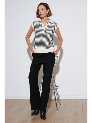 Krem Siyah Lela Süveter