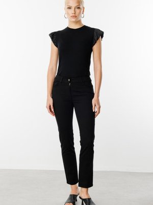 Siyah Beş Cep Dar Paça Kanvas Pantolon