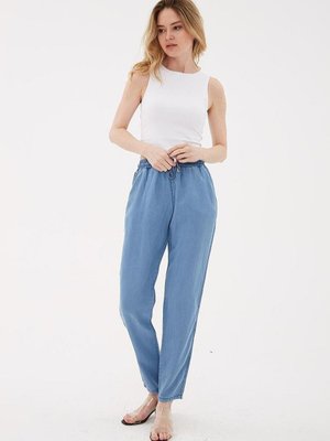 Mavi Beli Bağcıklı Pantolon Mavi Beli Bağcıklı Pantolon