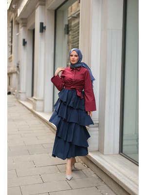 Lacivert Kat Kat Valonlu Etek Lacivert Kat Kat Valonlu Etek