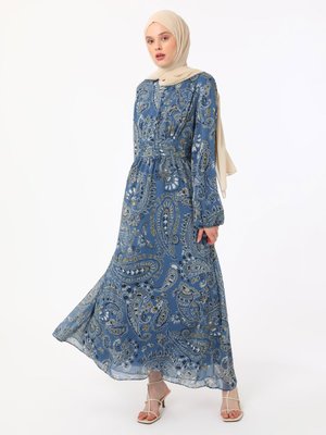 Mavi Şal Desenli Büzgü Detaylı Şifon Elbise
