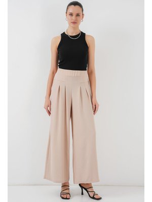 Krem Geniş Paça Pileli Pantolon Krem Geniş Paça Pileli Pantolon