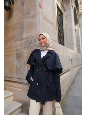 Koyu Mavi Pelerin Kollu Kısa Kot Trenç Koyu Mavi Pelerin Kollu Kısa Kot Trenç