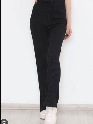 Siyah Kuşgözlü İspanyol Paça Kaşkorse Pantolon